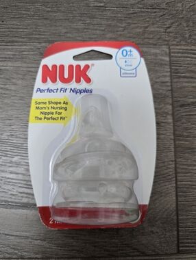 NUK Perfect Fit Bottle Nipples 0+ Months Slow Flow  Silicone NWT 2 Pack